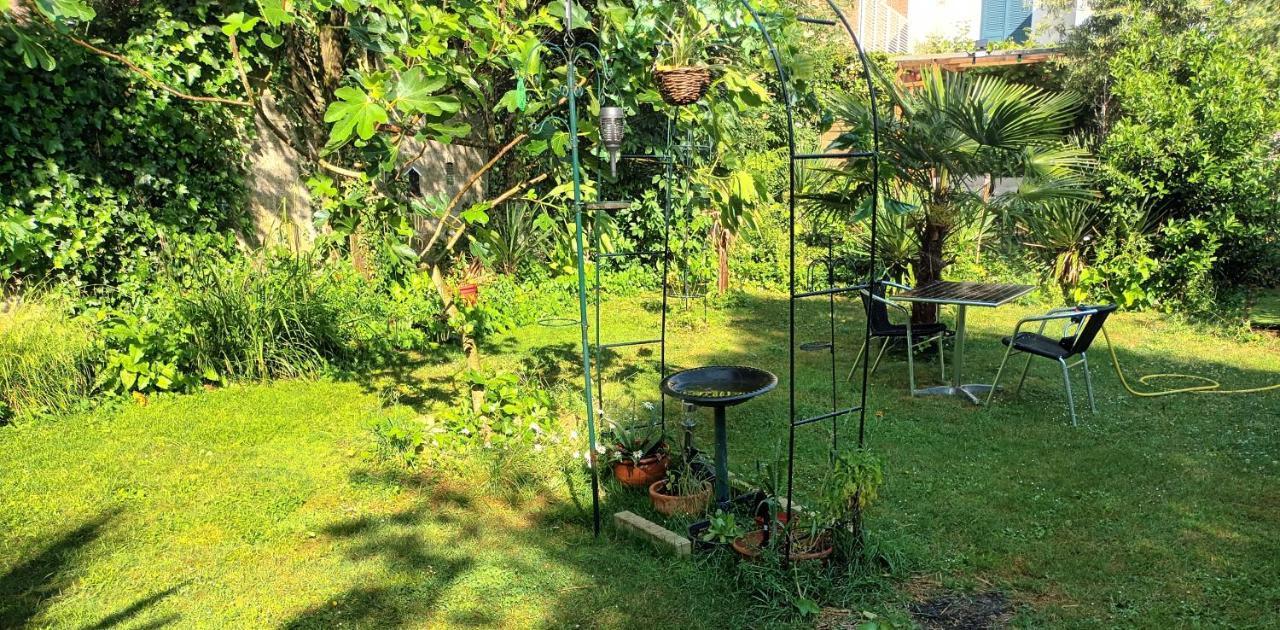 Gite Du Jardin Secret Сен-Валери-сюр-Сомм Экстерьер фото